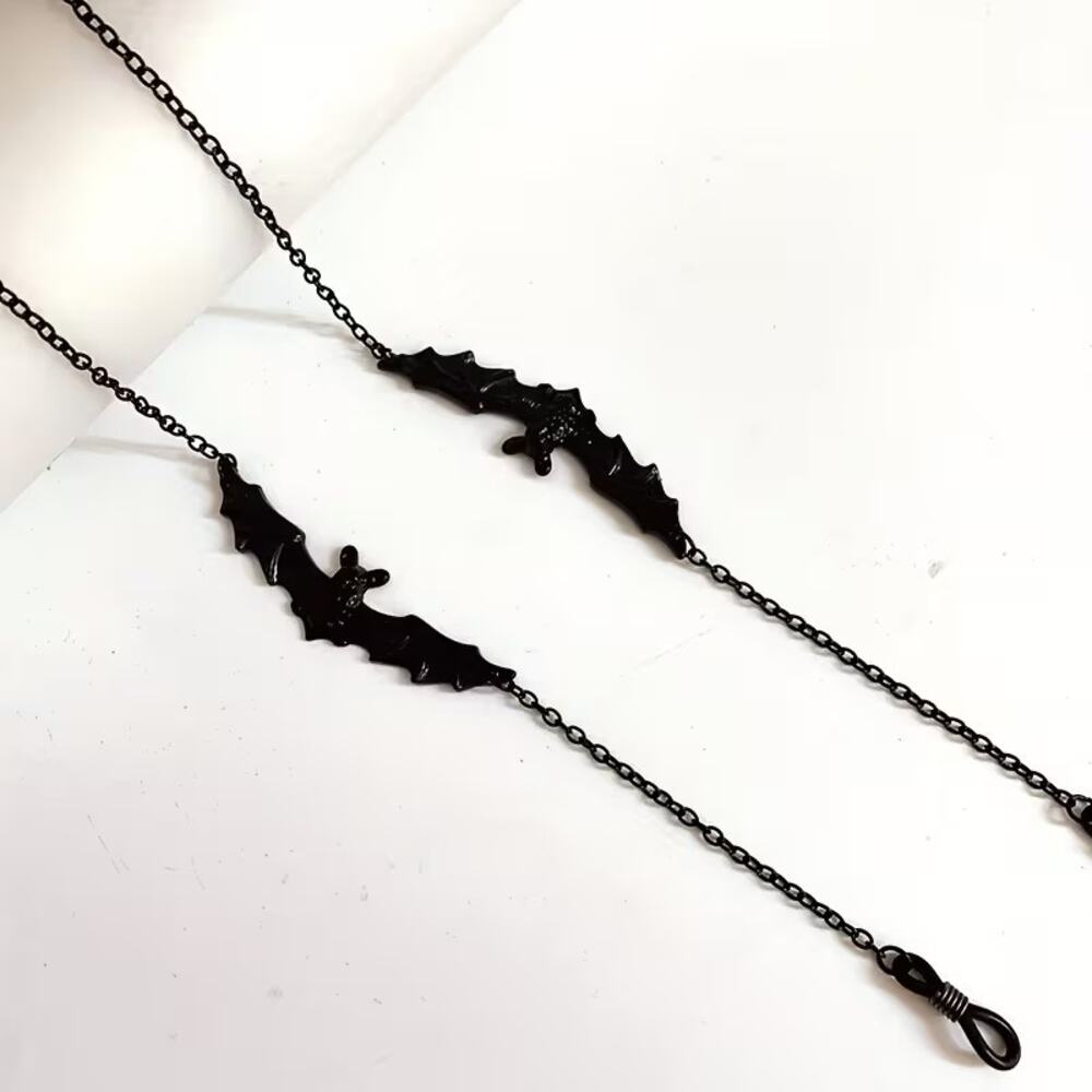 Gothic Bat Eyeglass Chain Black Glasses Holder Necklace Halloween Sunglasses - Picture 2 of 6